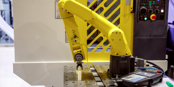 Garras Robóticas a Medida / Manos Robot / Grippers / EOAT Santorcaz · Garras con Sistemas de Conductos Internos que reducen Averías por Fugas de Aire